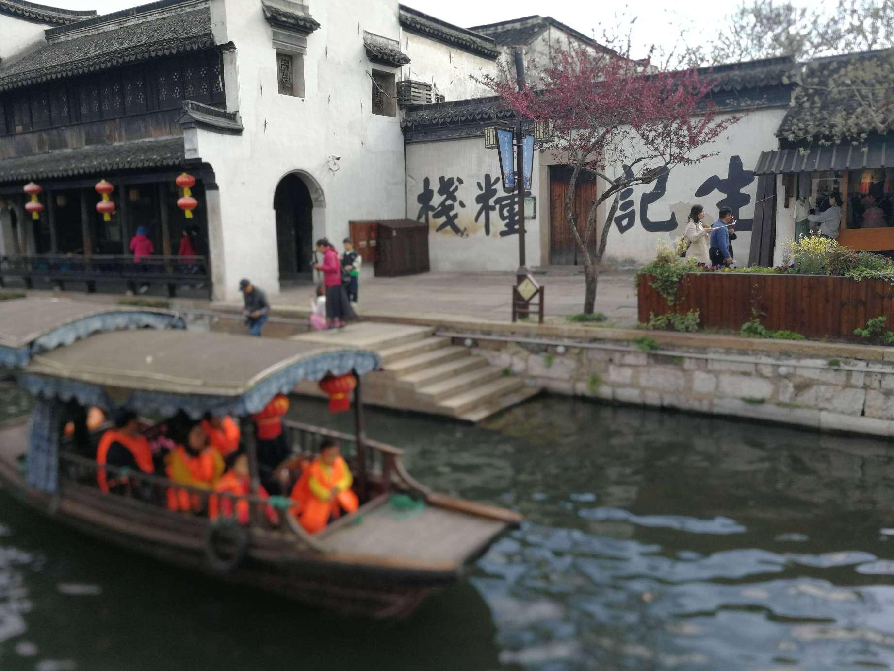“温馨春运、文明相伴”主题活动在邕举行
